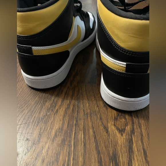 Nike air Jordan1 - Pollen Black - Picture 11 of 14